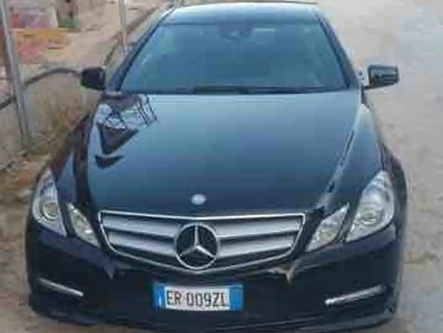 Mercedes-Benz E 220 Classe E - C207 Coupe Coupe cdi Sport Nero - 1