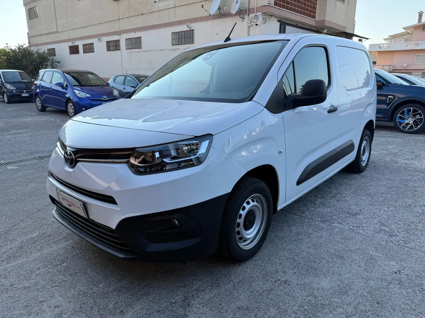 Toyota Proace City 1.5D 100 CV S&S PC 4p. Comfort Blanc - 1