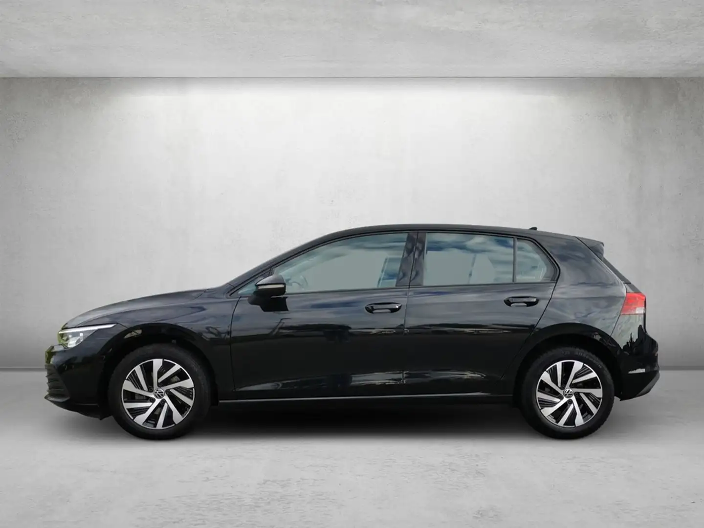 Volkswagen Golf VIII Lim. 1.5 TSI Life *LED*Kamera* Schwarz - 2