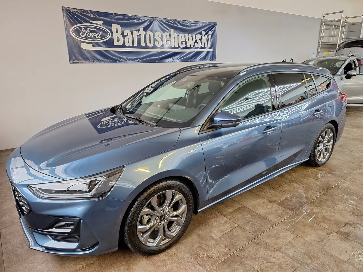 Ford Focus ST-Line Blau - 1
