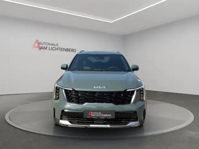 Kia Sorento view 3