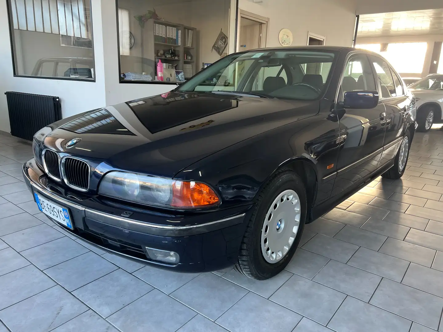 BMW 520 520i Azul - 1