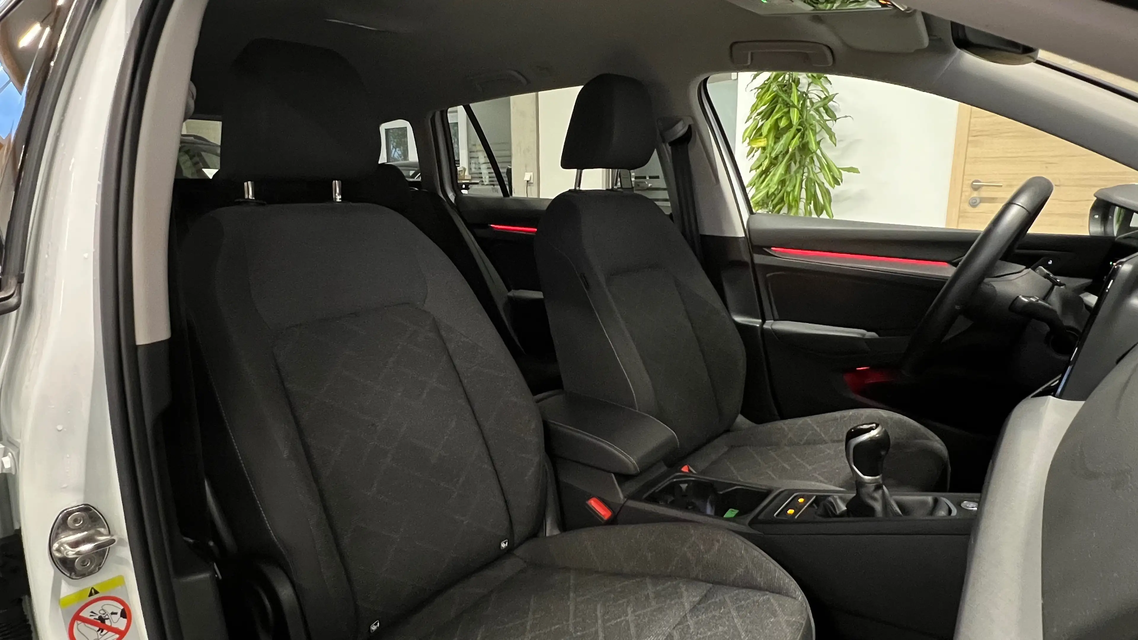 Volkswagen Golf Variant 2,0 TDI Navi, Sitzheizung, Ambientelicht, — photo 10