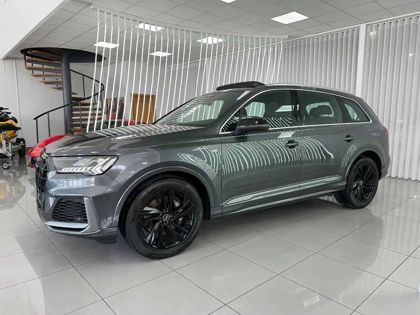 Audi Q7 Black line 50 TDI 210kW 286CV q. tip. Gris - 2