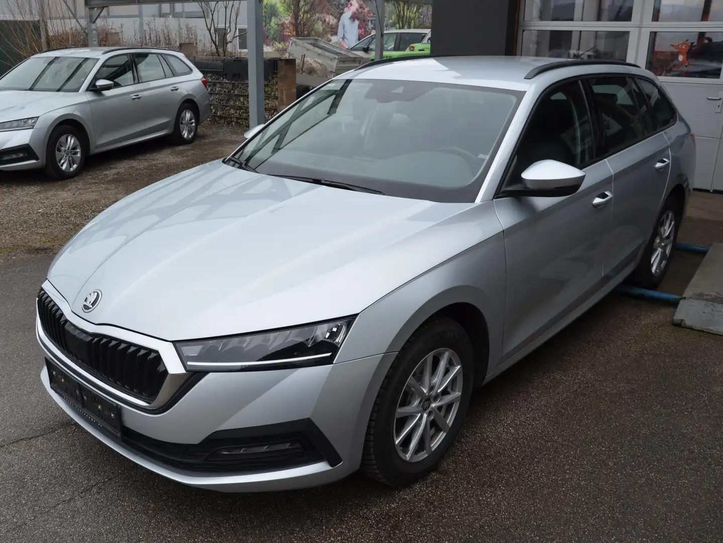 Skoda Octavia 2,0TDI 150PS DSG Ambition 4x4 "Allrad Automatik" Grau - 2