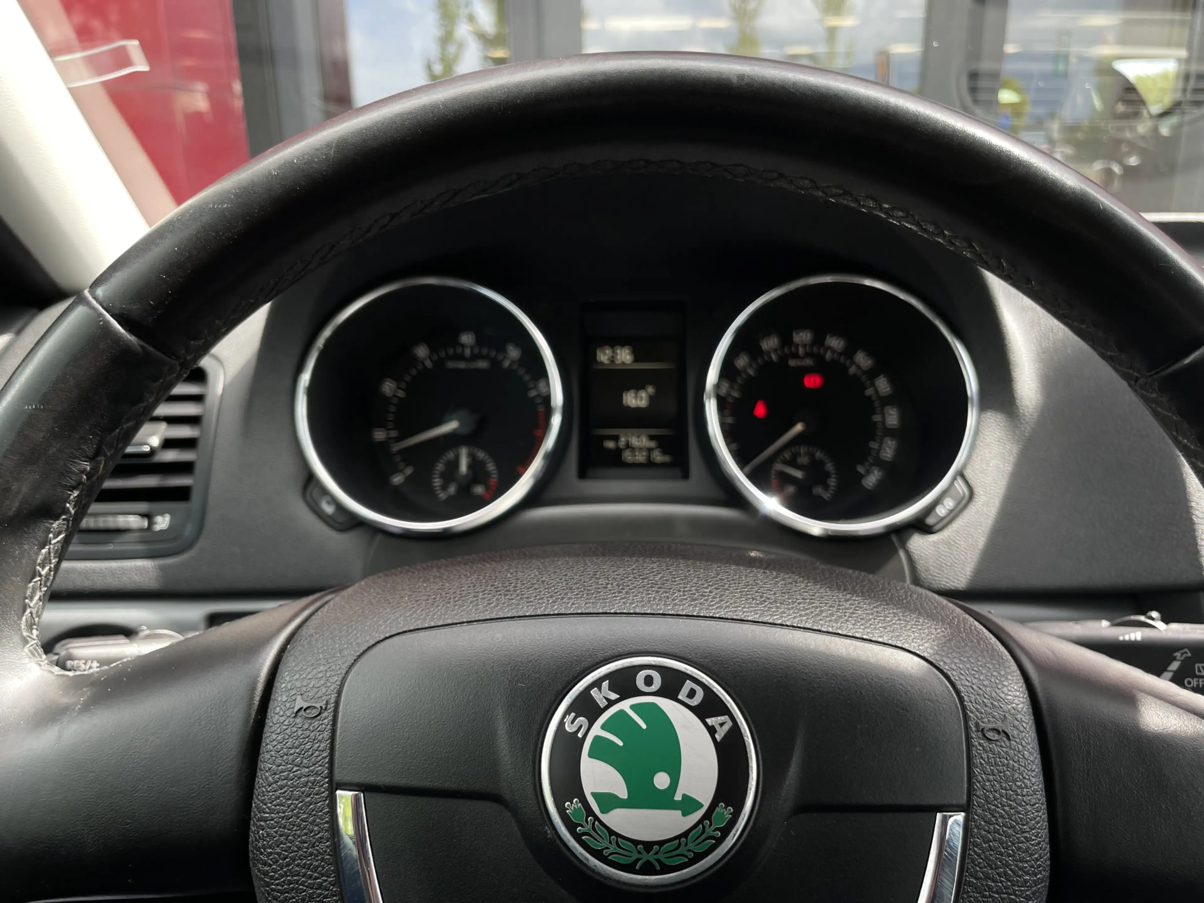 Skoda Yeti 1.2 TSI Active Plus | Parkeersensoren achter | Lic — photo 14