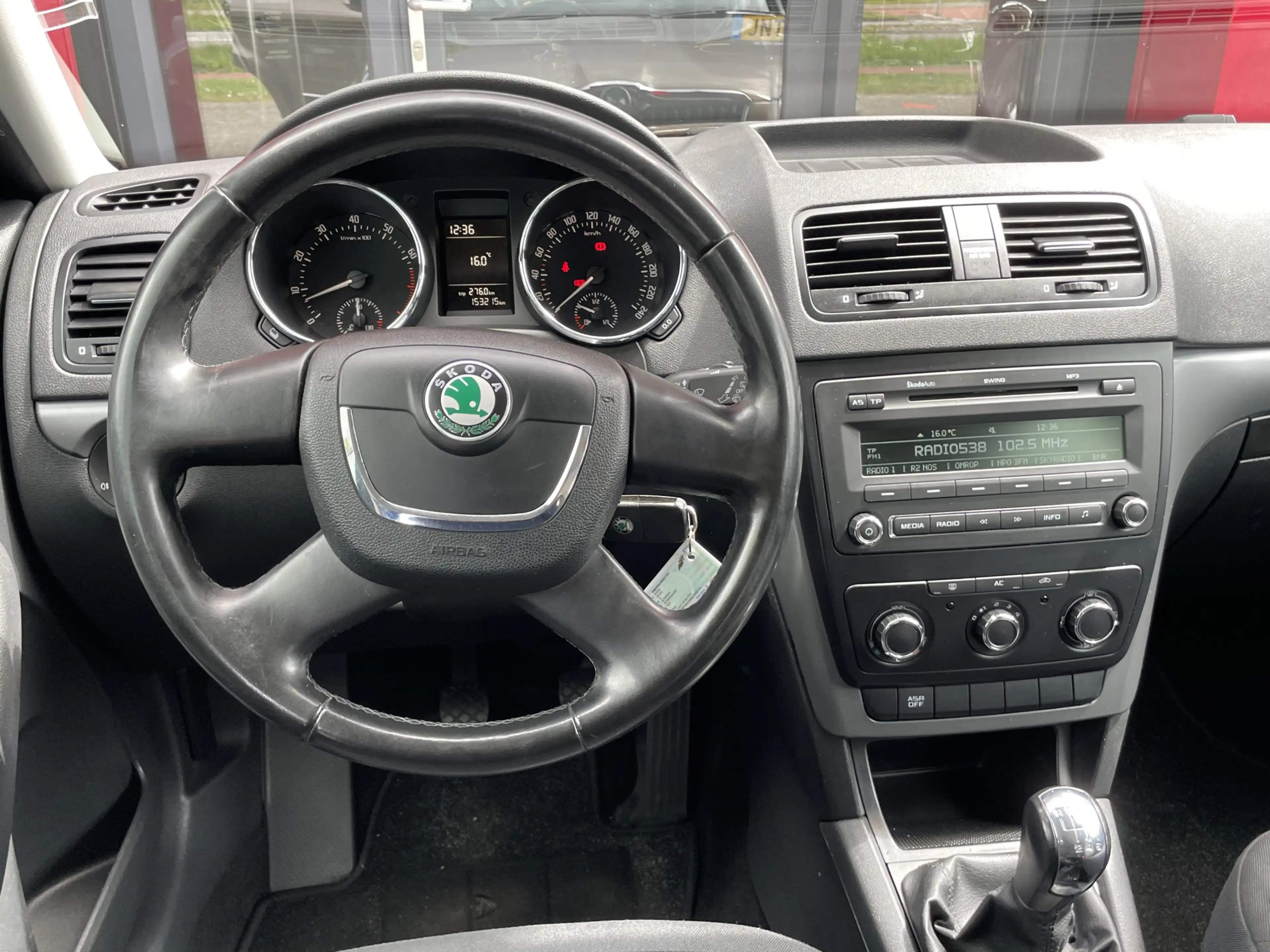 Skoda Yeti 1.2 TSI Active Plus | Parkeersensoren achter | Lic — photo 13