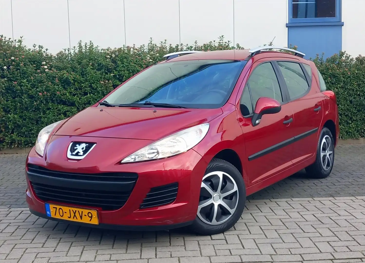 Peugeot 207 1.4 SW XR Airco Rouge - 1