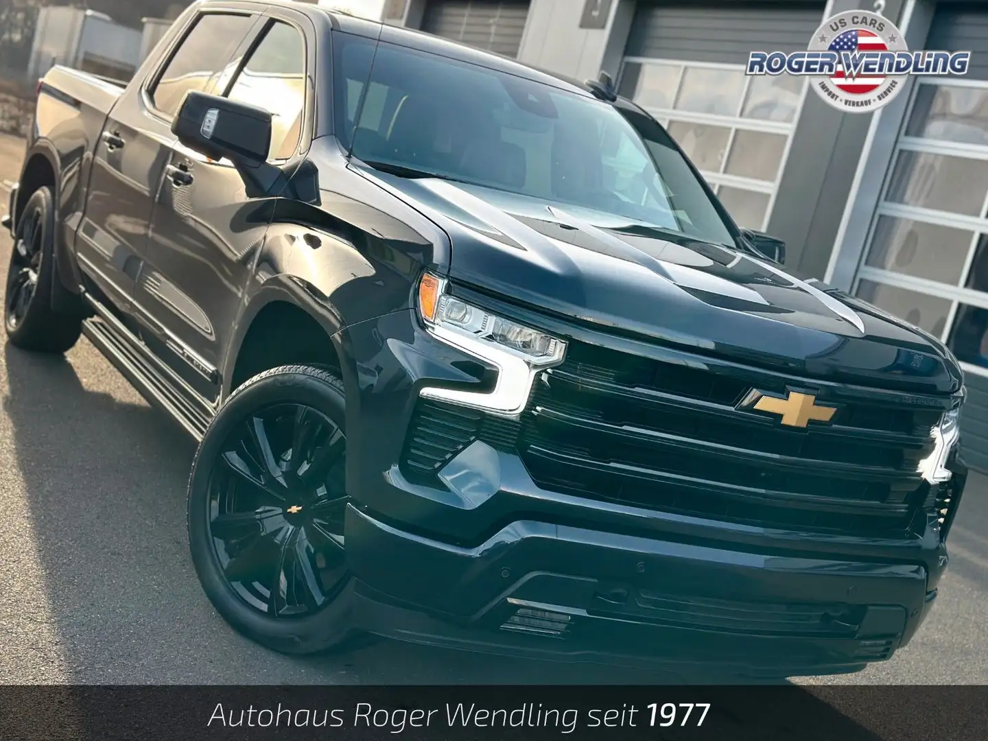 Chevrolet Silverado SILVERADO HIGH COUNTRY 6.2 V8 10 Gang LPG AHK EU Grau - 1