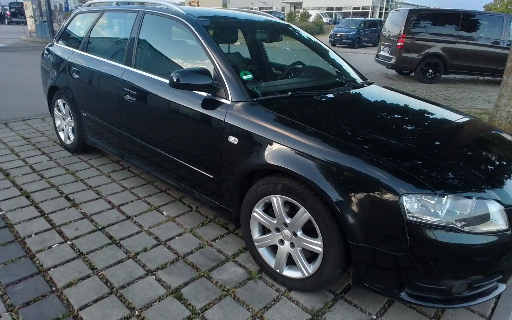 Audi A4 2.0 TDI 125kW (DPF) Avant Schwarz - 2