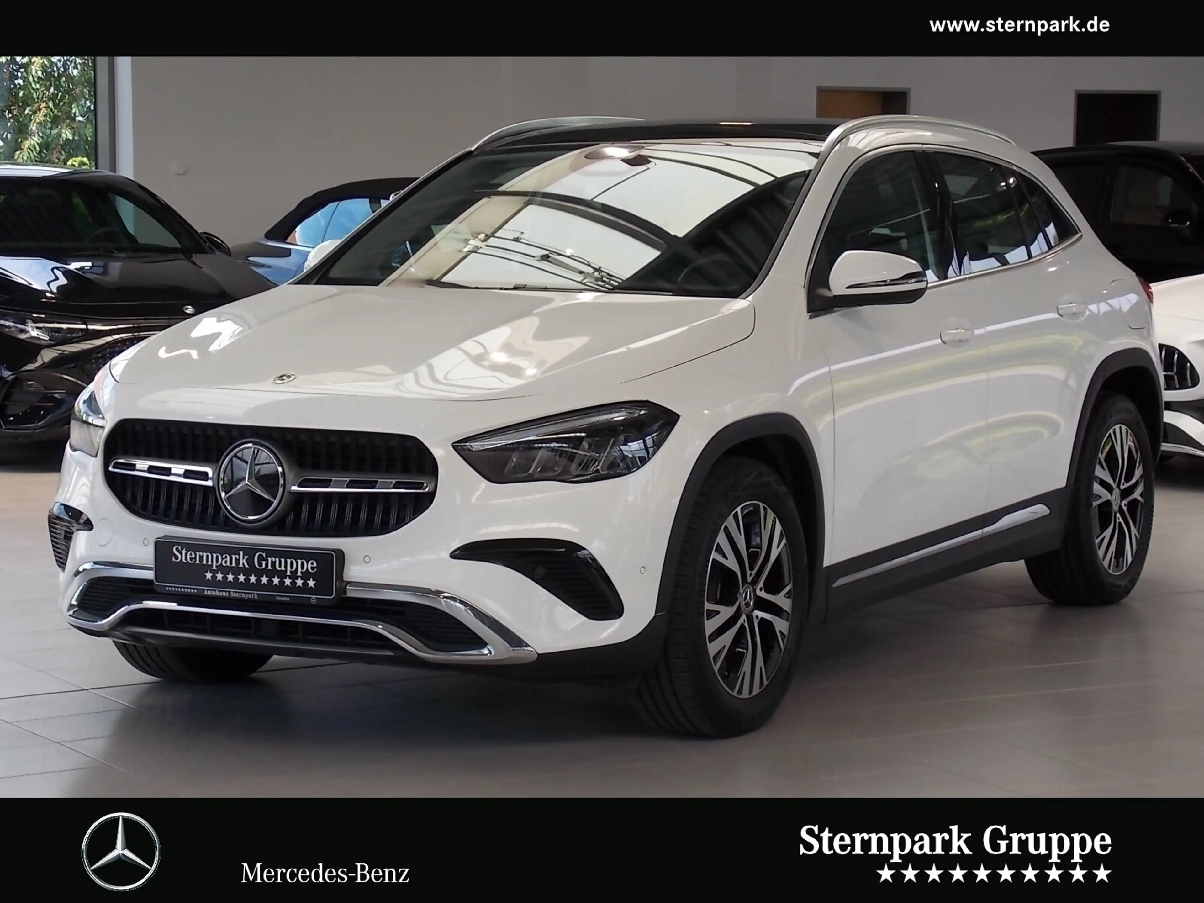 Mercedes-Benz GLA 200 GLA 200 Progressive Navi,Pano,LED,R-Kam,AHK,Easy