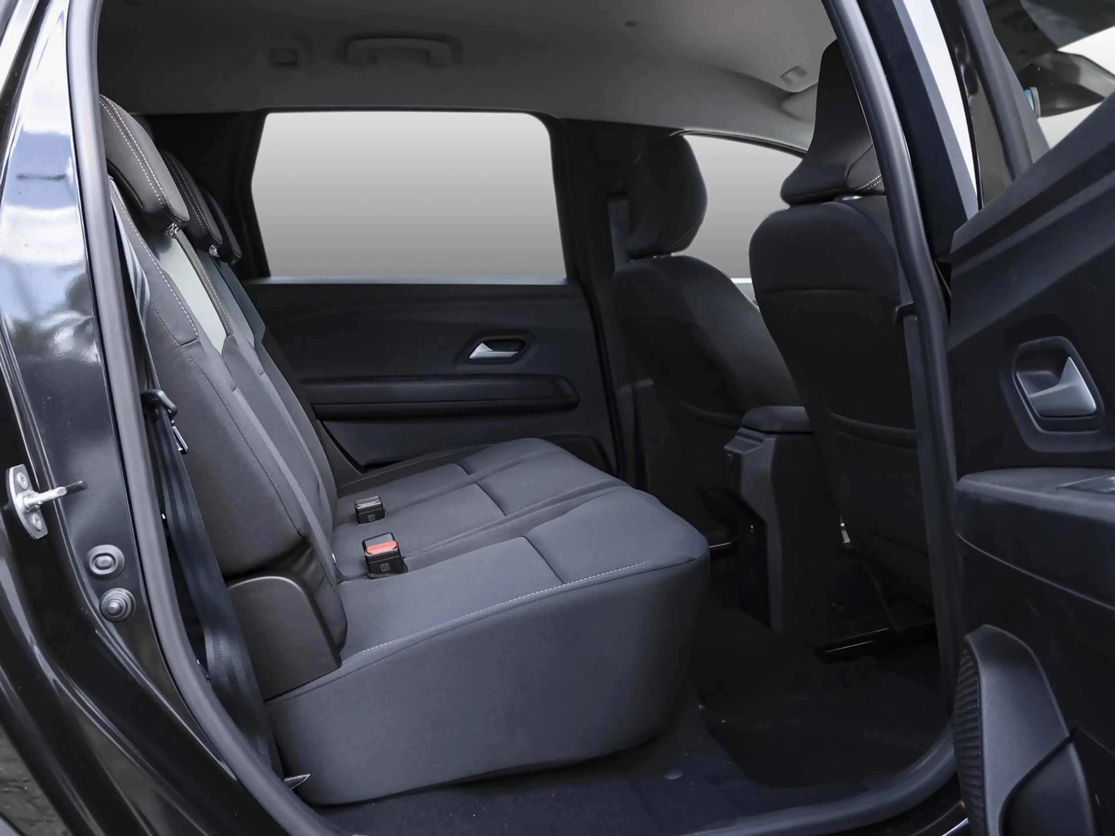 Dacia Jogger Extreme hybrid 155 NAVI SHZ PDC LHZ KLIMA — photo 4