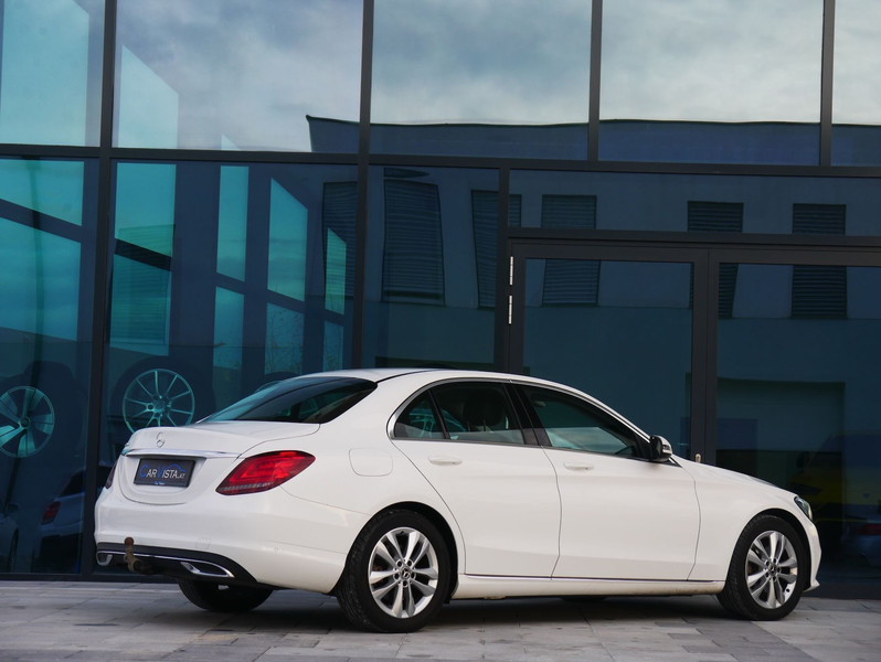 Mercedes-Benz C 220 d Aut. *LED High Performance – Navi – Keyless Go* — photo 5