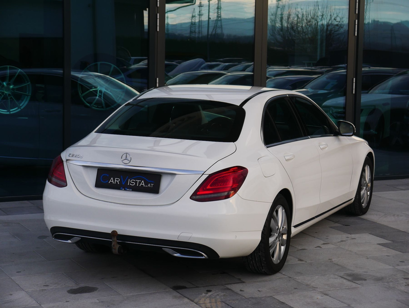 Mercedes-Benz C 220 d Aut. *LED High Performance – Navi – Keyless Go* — photo 6