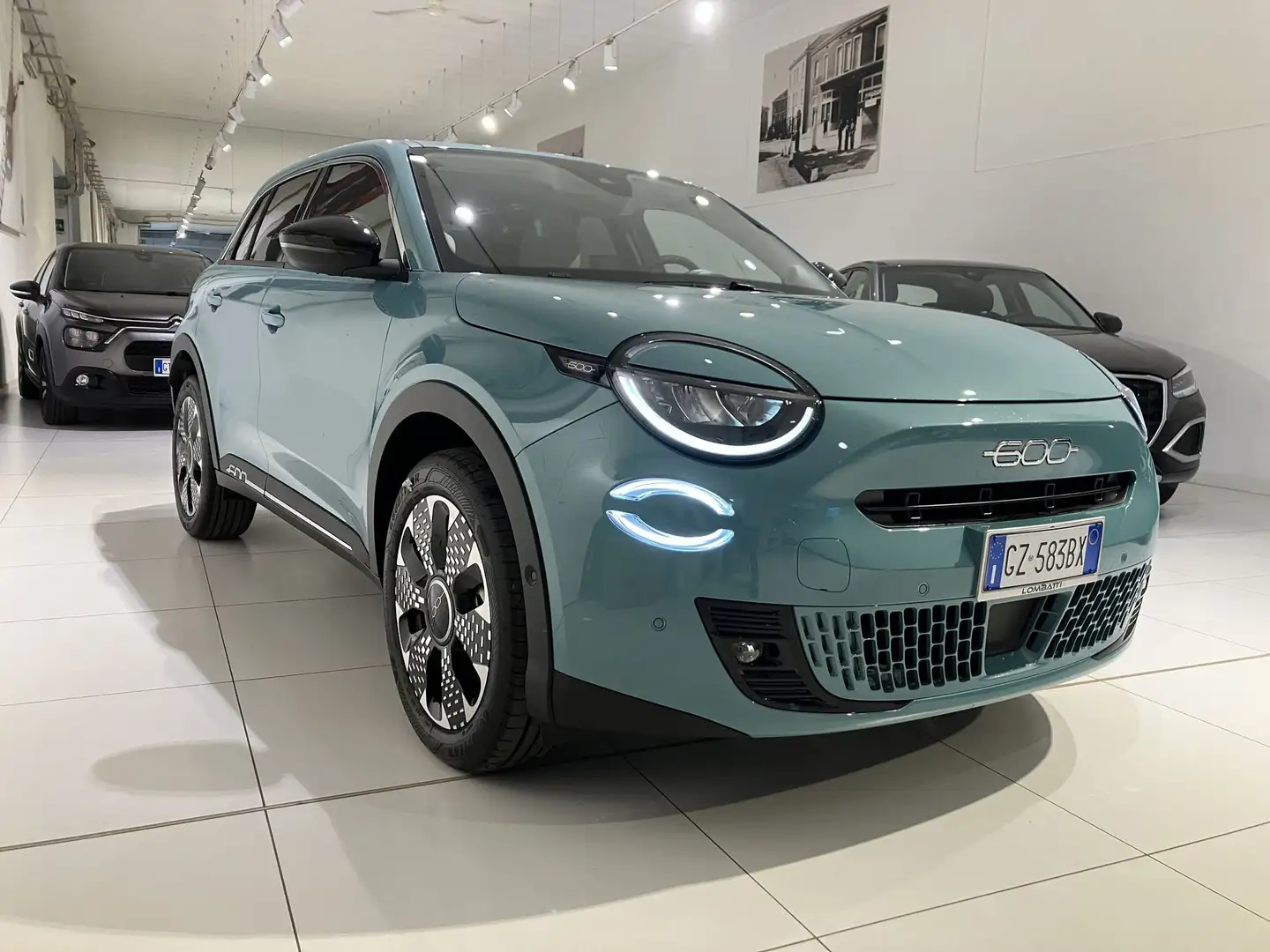 Fiat 600 600 Hybrid 110 CV DCT MHEV La Prima Bleu - 2