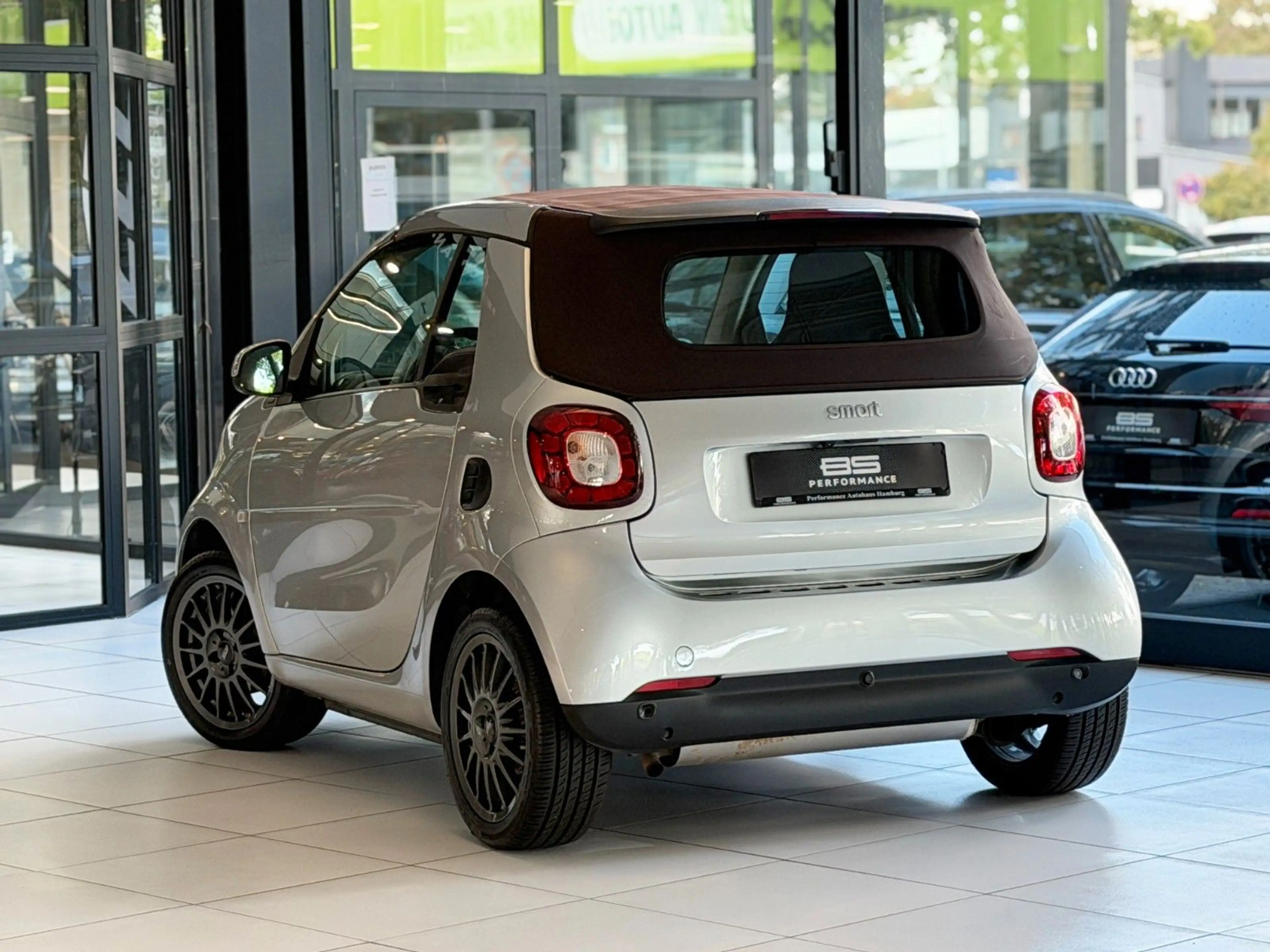 smart forTwo Cabrio Aut. |GARANTIE MERCEDES 12/28| — photo 6