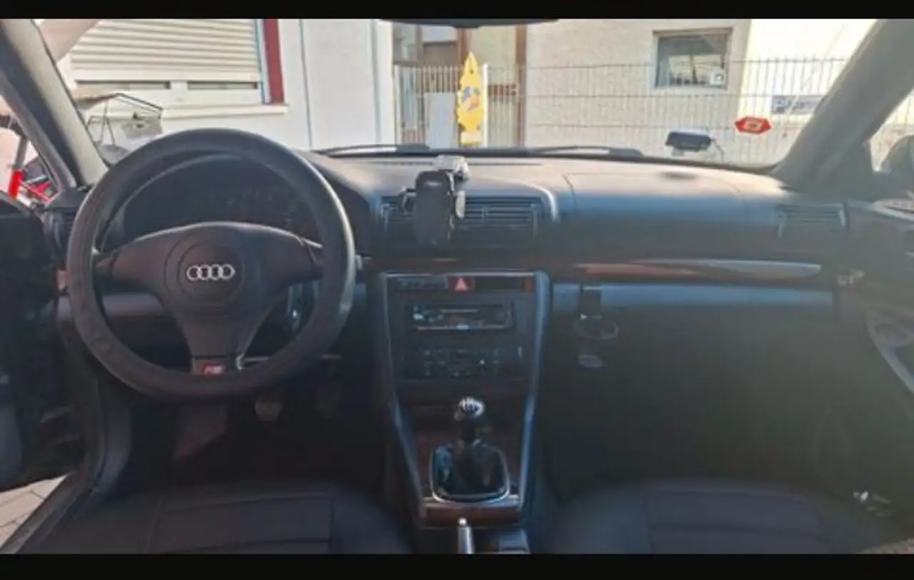 Audi A4 Avant 1.9 TDI, foto 11