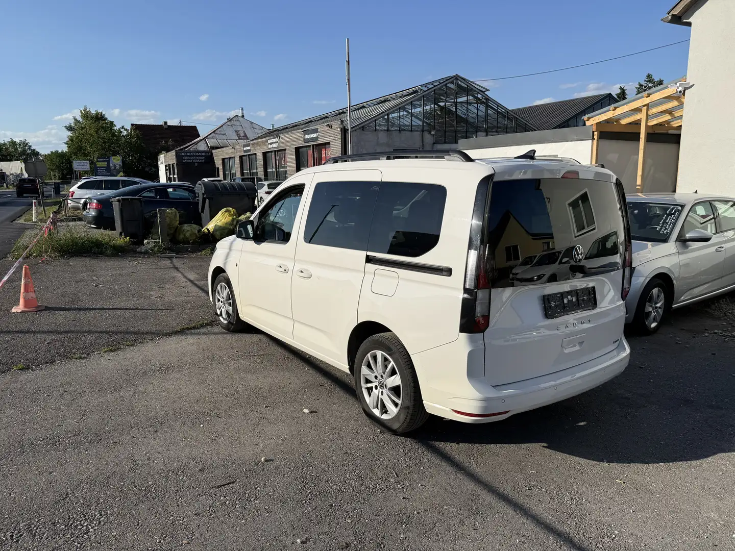 Volkswagen Caddy VW Caddy Life TDI 4MOTION Weiß - 2