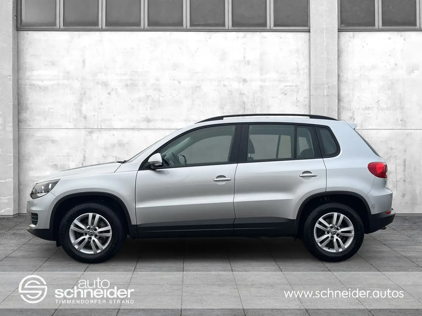 Volkswagen Tiguan Tiguan 1.4 TSI BMT Trend&Fun AHK Climatr. Sitzh. Silber - 2