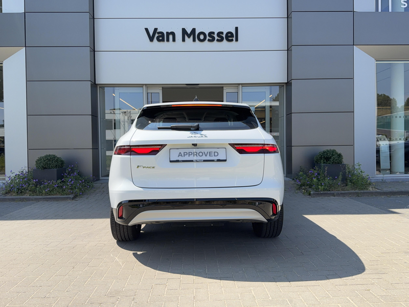 Jaguar F-Pace P250 SE AWD Auto. 22MY Carplay | Camera | LED | El — photo 6