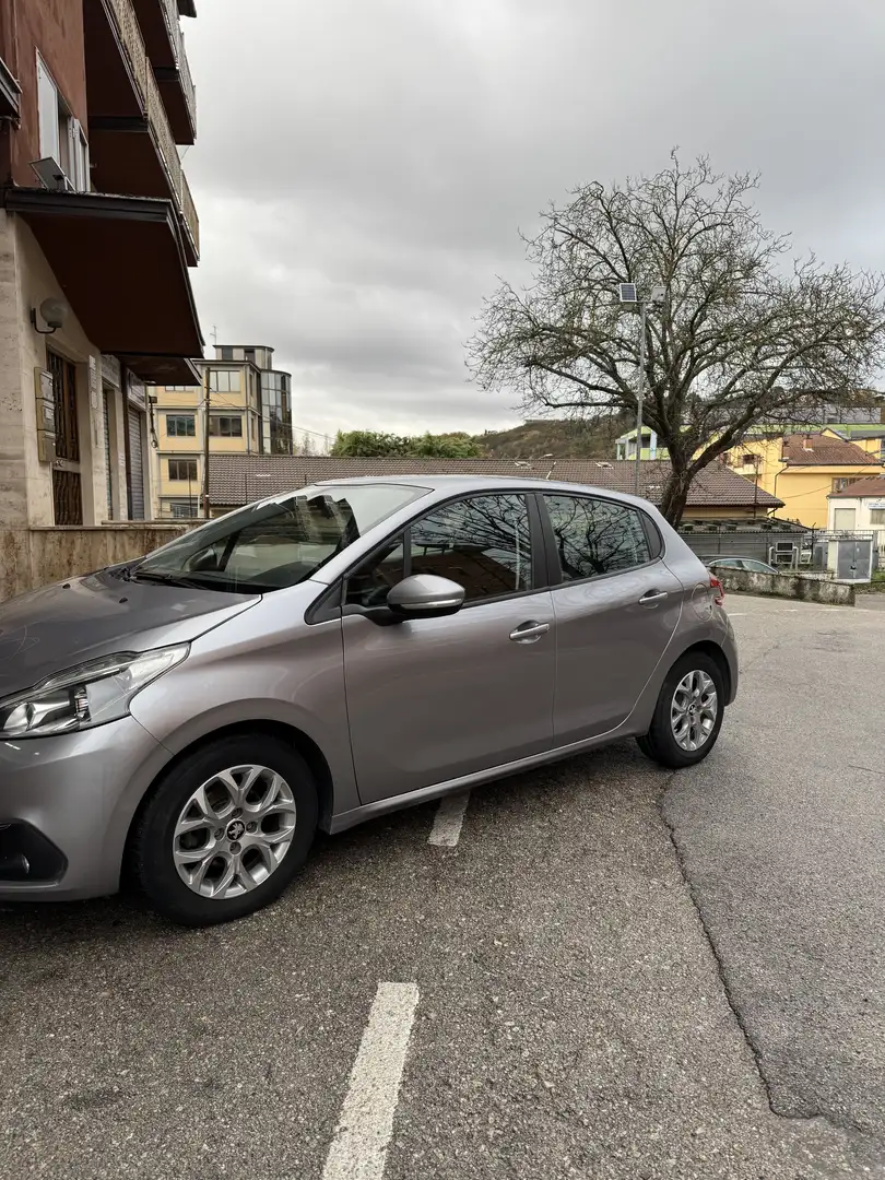 Peugeot 208 5p 1.2 puretech Active s&s 82cv neopatentati - 2