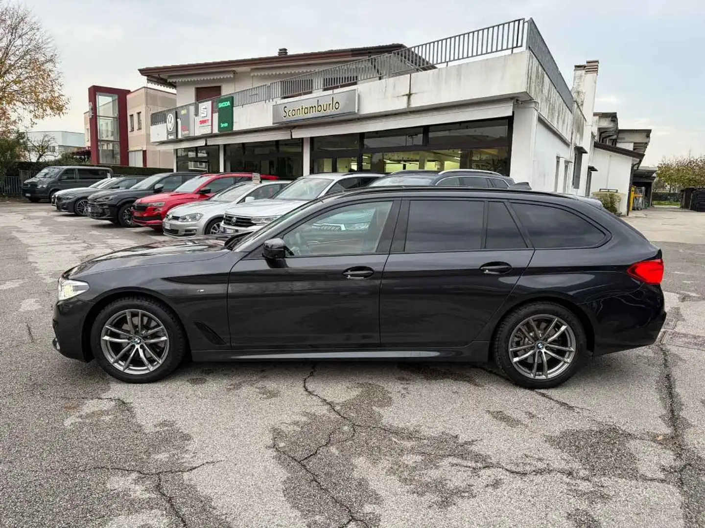 BMW 520 520d Touring mhev Msport auto Gris - 1