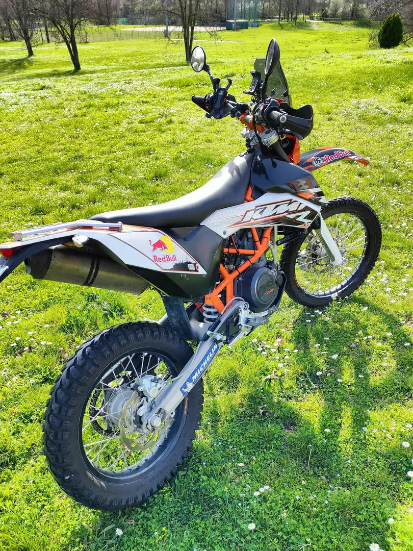 KTM 690 Enduro R 2011 doppia omologazione Pomarańczowy - 2