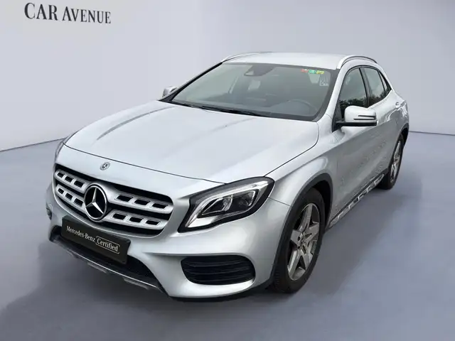 Mercedes-Benz GLA 200 AMG Line