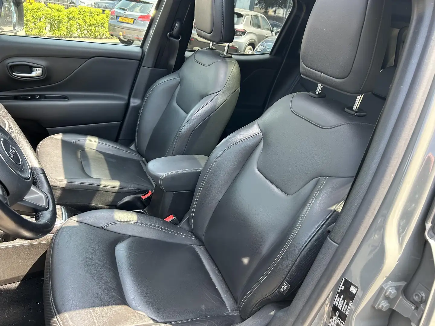 Jeep Renegade 4xe 240 Plug-in Hybrid Electric S | Schuifdak | Na Grau - 2