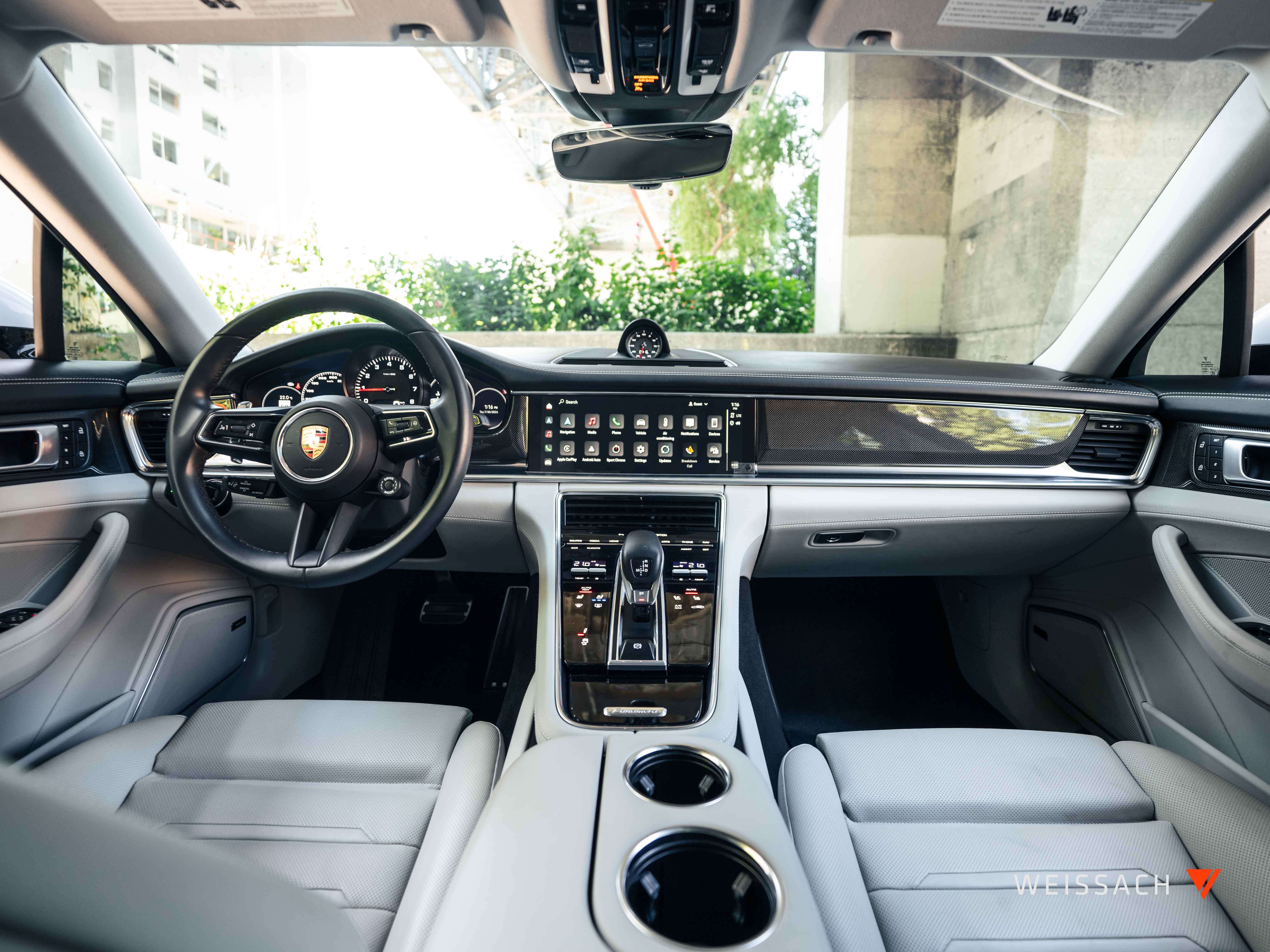 2022 Porsche Panamera