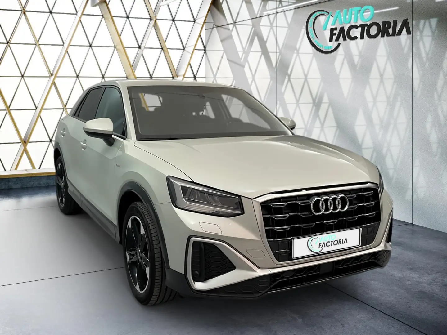 Audi Q2 -27% 30 TFSI 110cv SLINE +GPS+CAM+FULL LED+Options Argent - 2