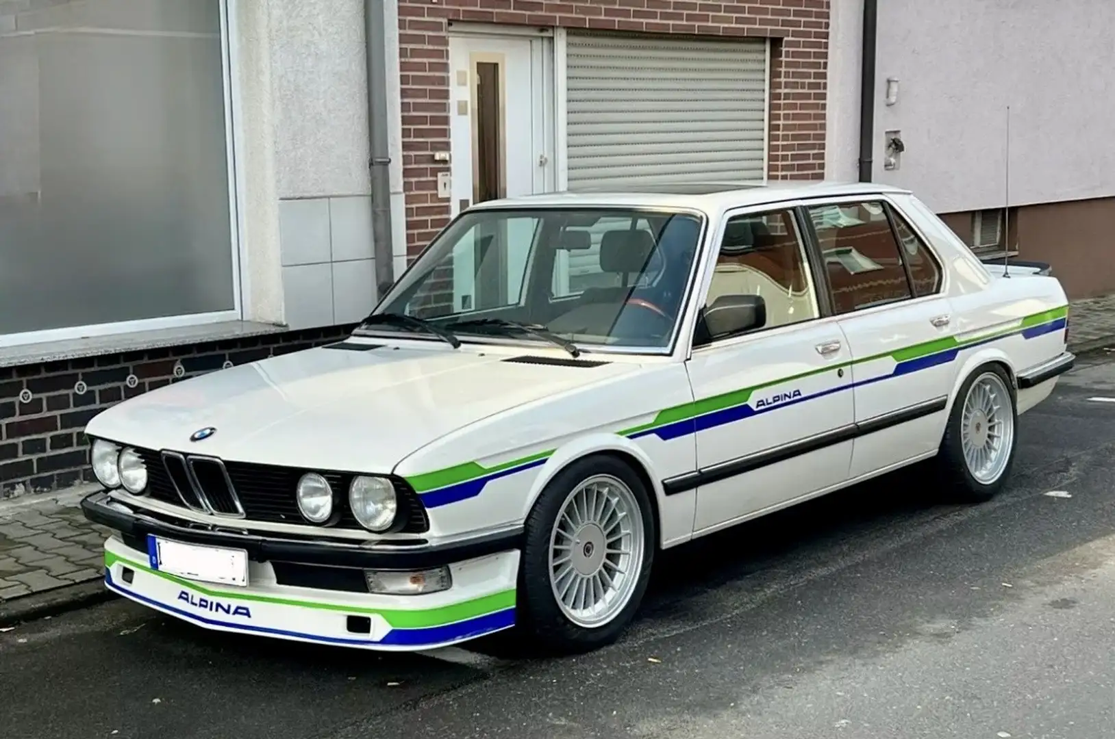 BMW 525 E28- Alpina B10 Clone / Replika Blanc - 1