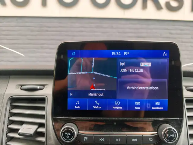Ford Transit view 9