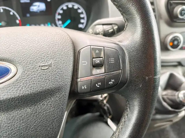 Ford Transit view 28