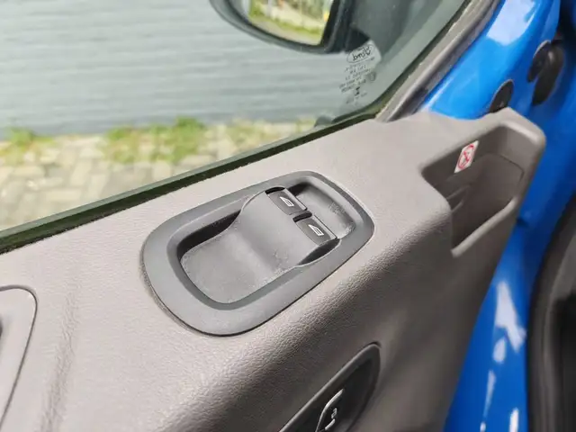 Ford Transit view 23
