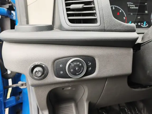 Ford Transit view 24