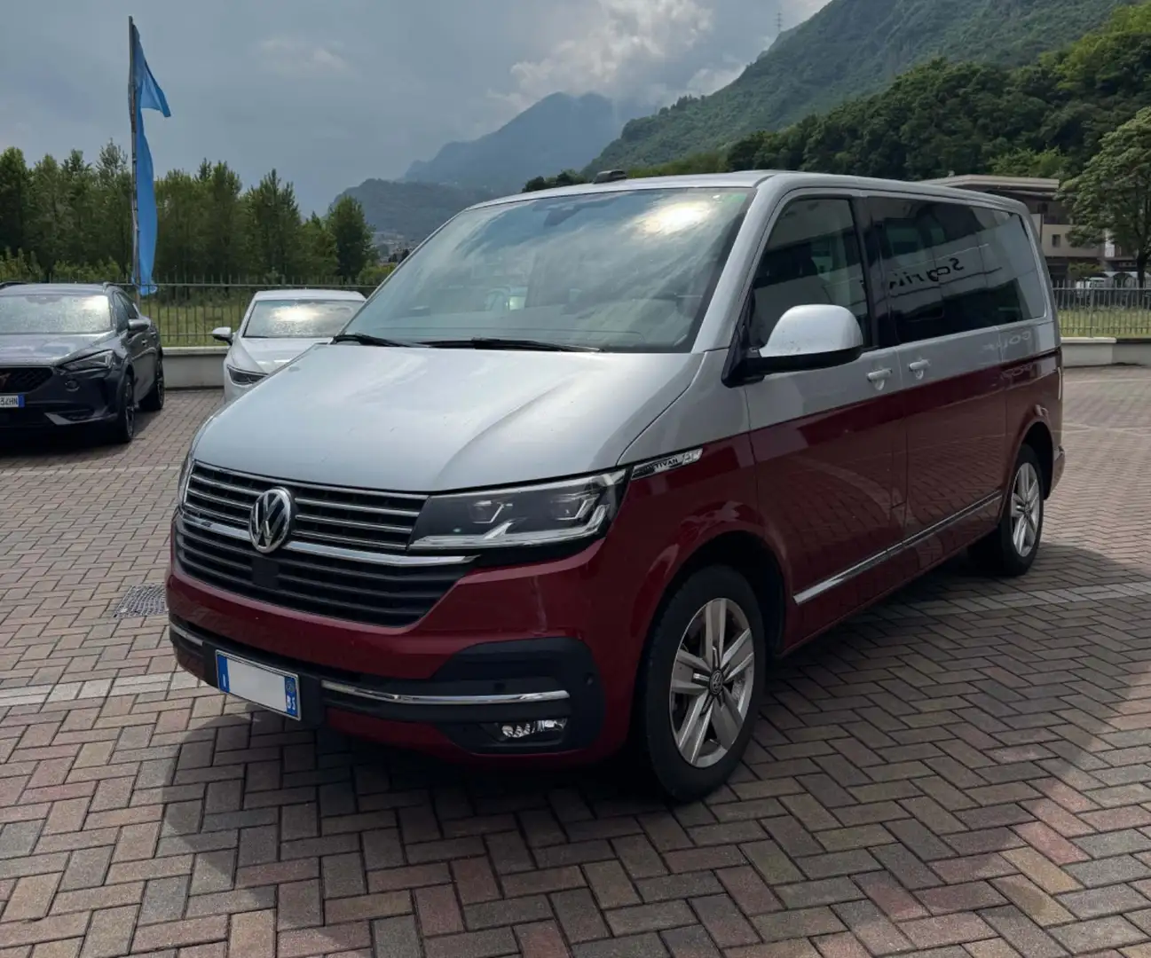Volkswagen T7 Multivan Highline 4M 2.0 TDI DSG Zilver - 1