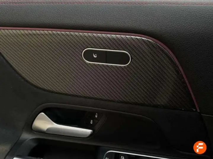 Mercedes-Benz GLA 2022, foto 16