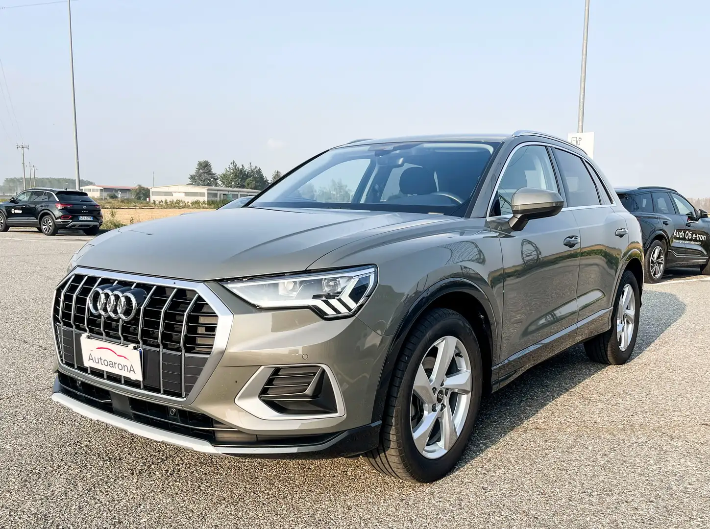 Audi Q3 Q3 II 2018 35 2.0 tdi Business Advanced s-tronic Grigio - 1