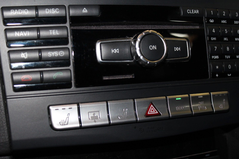 Mercedes-Benz E 200 *Limousine*Automatik*LED*Leder*Ambiente* — photo 32
