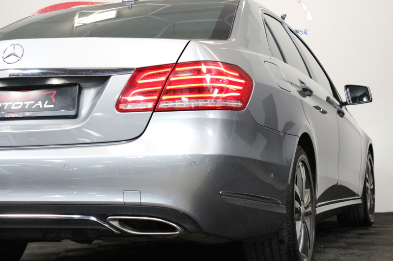Mercedes-Benz E 200 *Limousine*Automatik*LED*Leder*Ambiente* — photo 13