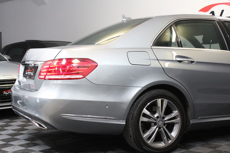 Mercedes-Benz E 200 *Limousine*Automatik*LED*Leder*Ambiente* — photo 34