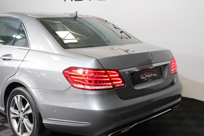 Mercedes-Benz E 200 *Limousine*Automatik*LED*Leder*Ambiente* — photo 18