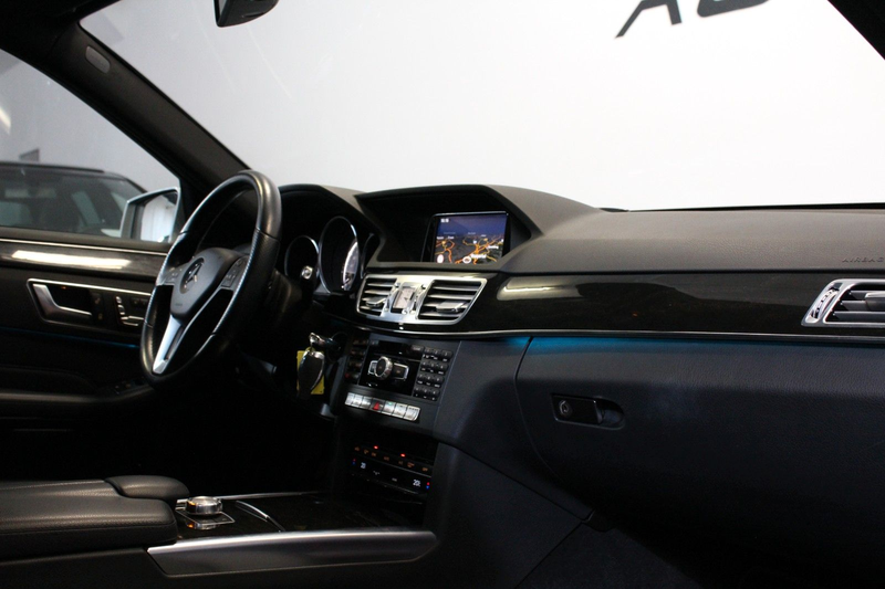 Mercedes-Benz E 200 *Limousine*Automatik*LED*Leder*Ambiente* — photo 26