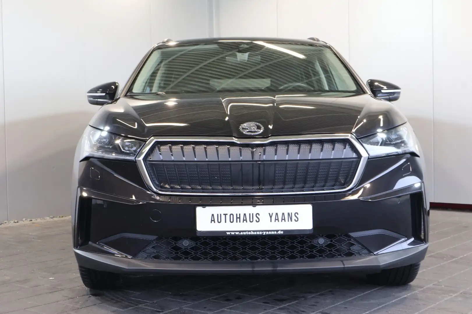 Skoda Enyaq 60 Lodge WÄRMEP.+AID+ACC+KAM+LED+KEY+21" Schwarz - 2