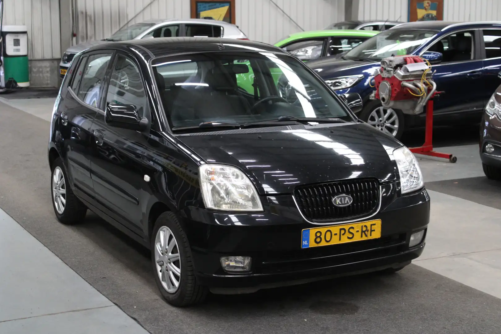 Kia Picanto 1.0 EX Airco, 5 Deurs, Stuurbekrachtiging, NAP Zwart - 2