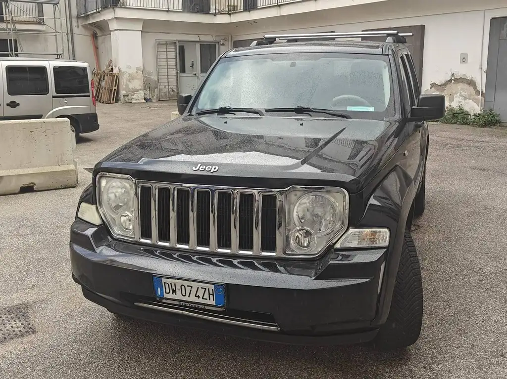 Jeep Cherokee 2009 из Европы — купить под ключ