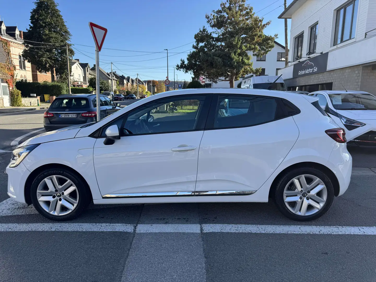 Renault Clio Clio 1.0 TCe Corporate Edition/Navigation/Garantie Rouge - 2