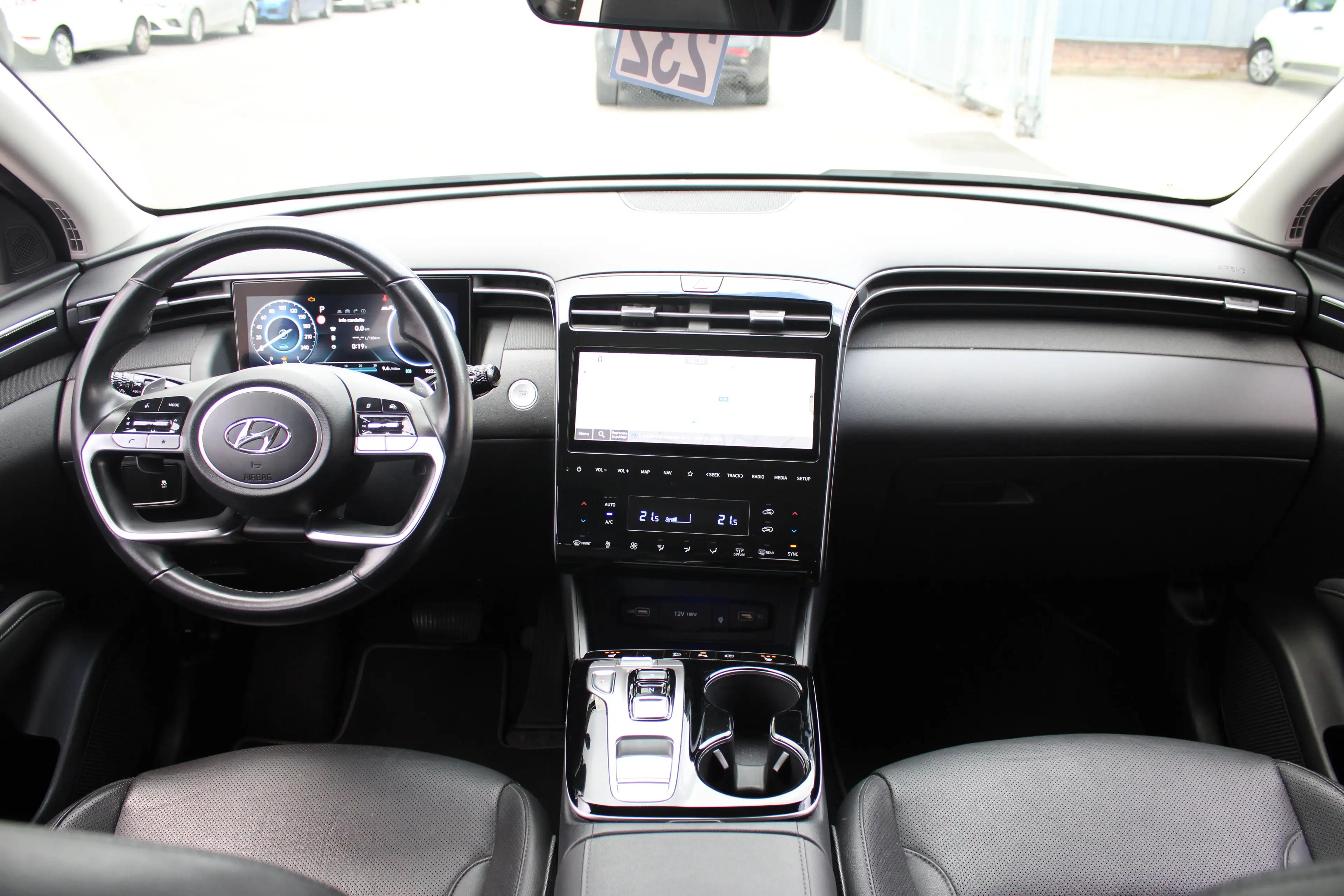 Hyundai TUCSON 1.6 T-GDi MHEV Shine+BOÎTE AUTO+CUIR+CAMERA — photo 8