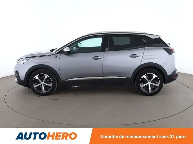 Peugeot 3008 view 3